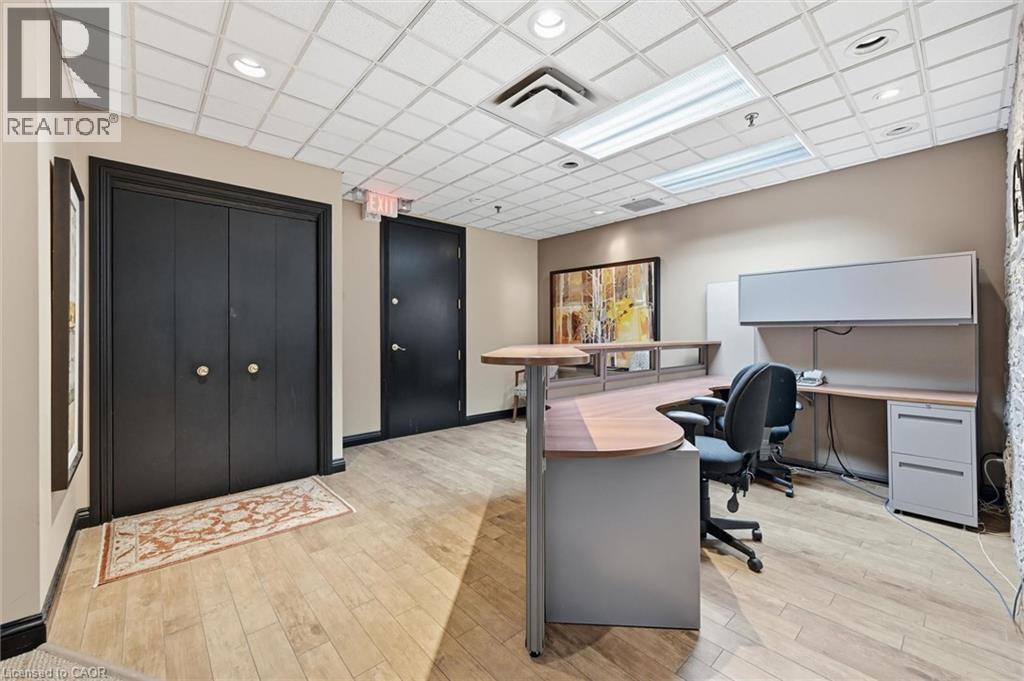 1455 Lakeshore Road Unit# 201n, Burlington, Ontario  L7S 1B3 - Photo 10 - 40875013