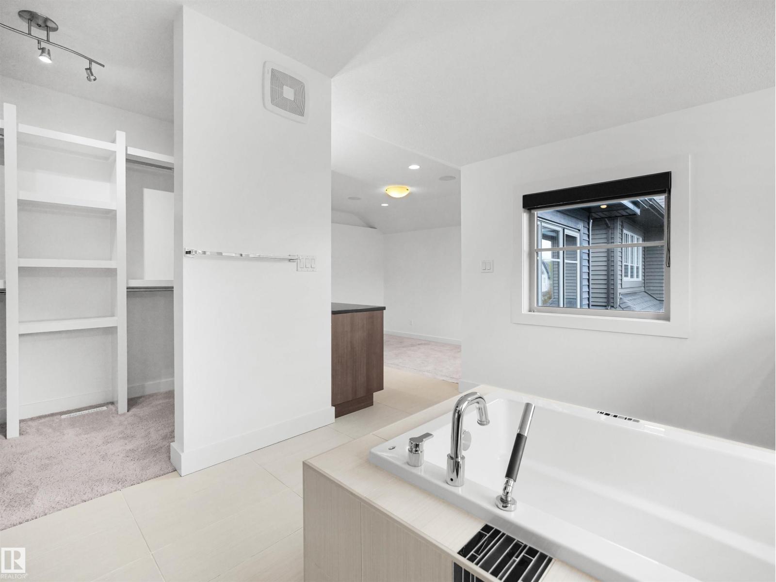 1954 Ainslie Li SW, Edmonton, Alberta  T6W 2L9 - Photo 33 - E4514724