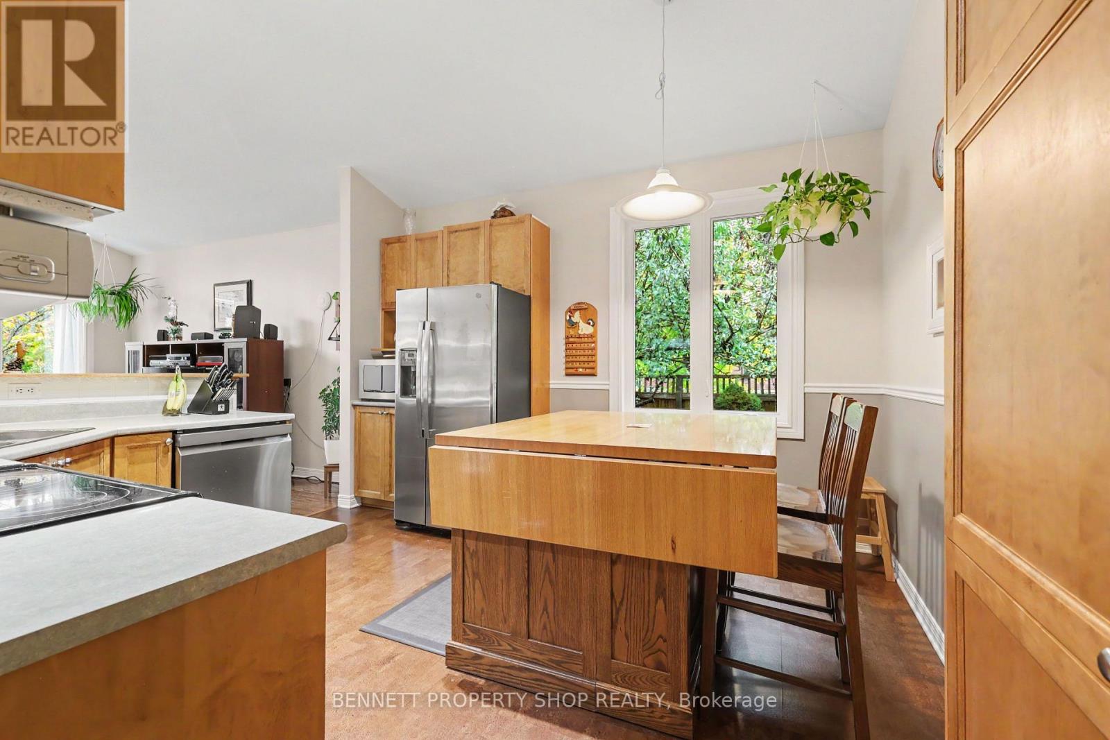 2 Thunderbird Crescent, Ottawa, Ontario  K2M 2H4 - Photo 8 - X14129764