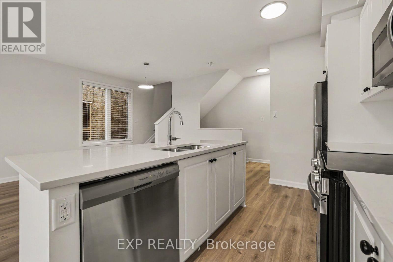 681 Moonglade Crescent, Ottawa, Ontario  K2J 7N2 - Photo 17 - X14129854