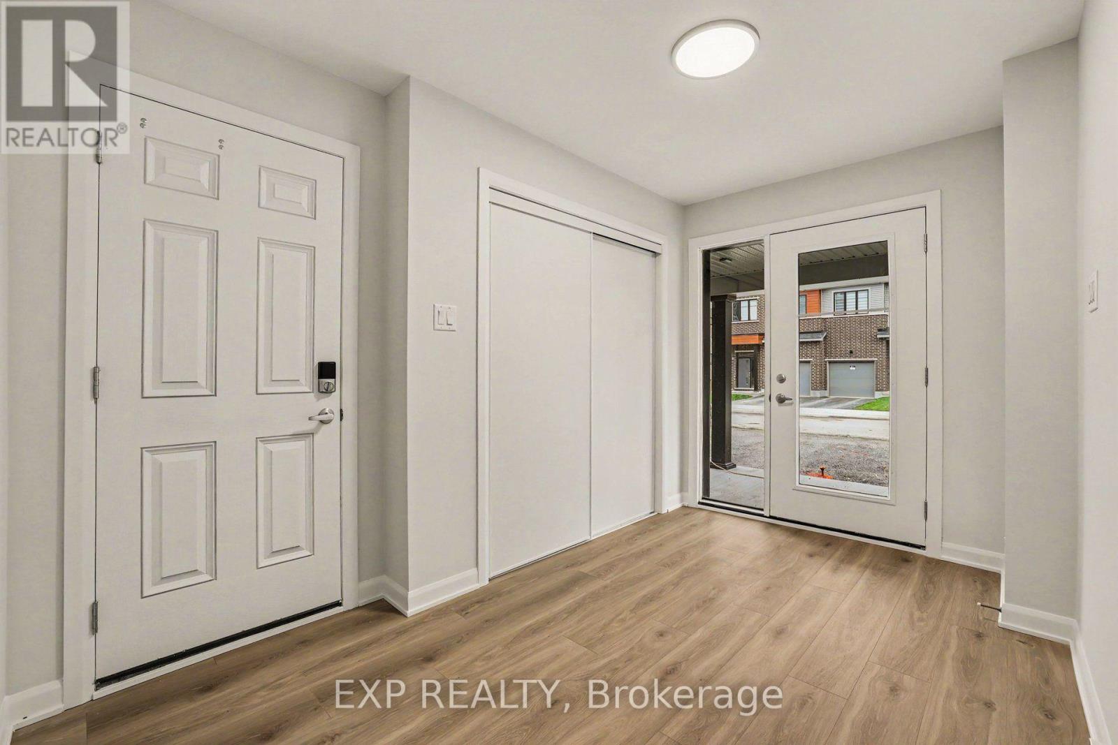 681 Moonglade Crescent, Ottawa, Ontario  K2J 7N2 - Photo 4 - X14129854