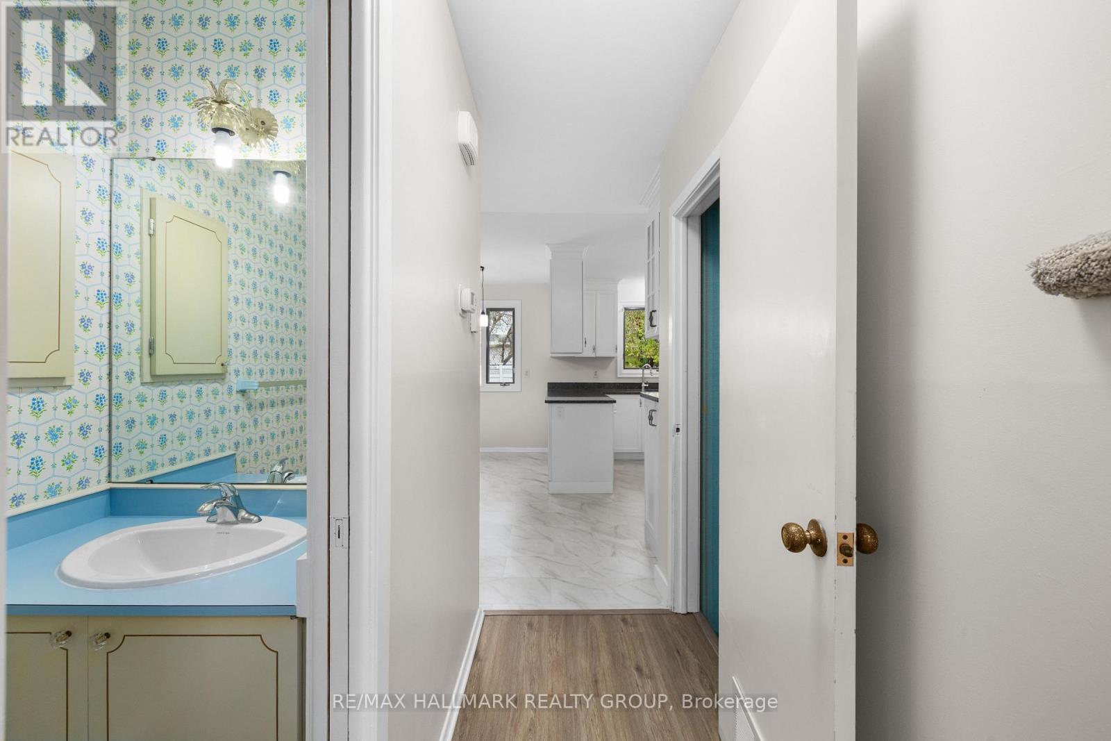 937 Dresden Crescent, Ottawa, Ontario  K2B 5H9 - Photo 5 - X14129892