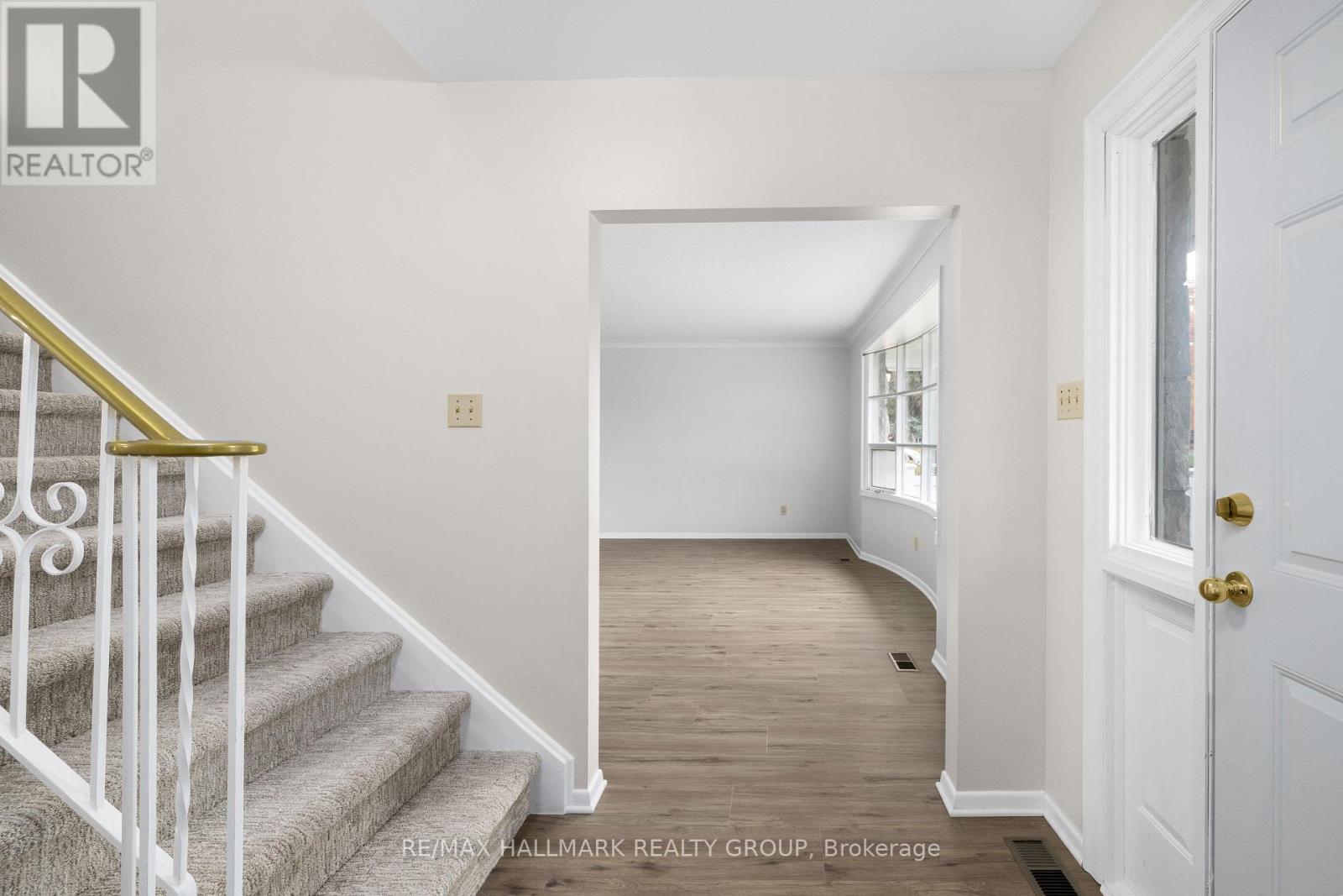 937 Dresden Crescent, Ottawa, Ontario  K2B 5H9 - Photo 7 - X14129892