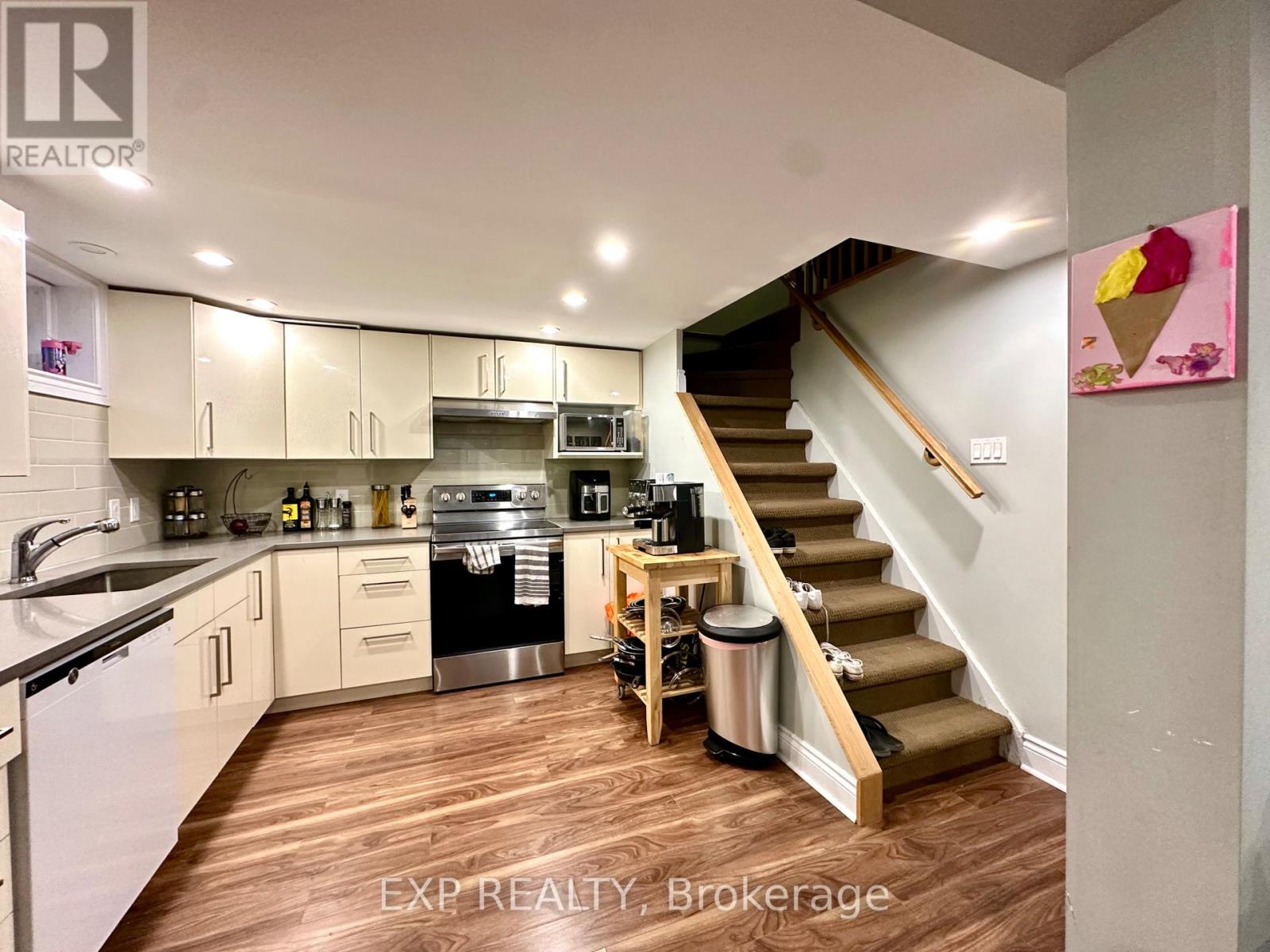 B - 2444 Blackstone Crescent, Ottawa, Ontario  K1B 4H2 - Photo 6 - X14129910