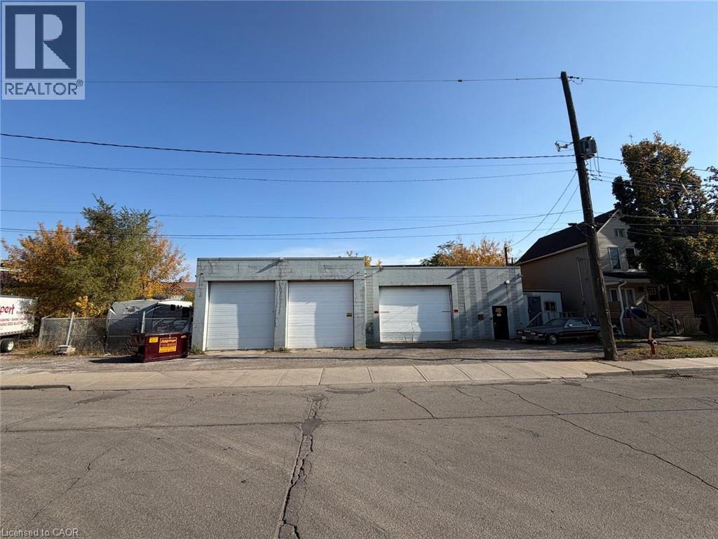 32 Northcote Street, Hamilton, Ontario  L8L 7H9 - Photo 2 - 40874911