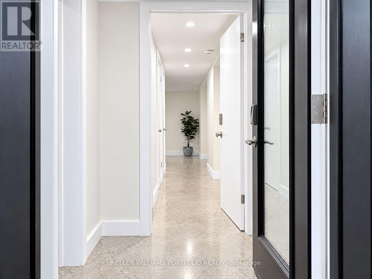 Bsmt - 172 High Park Avenue, Toronto, Ontario  M6P 2S4 - Photo 2 - W14129848