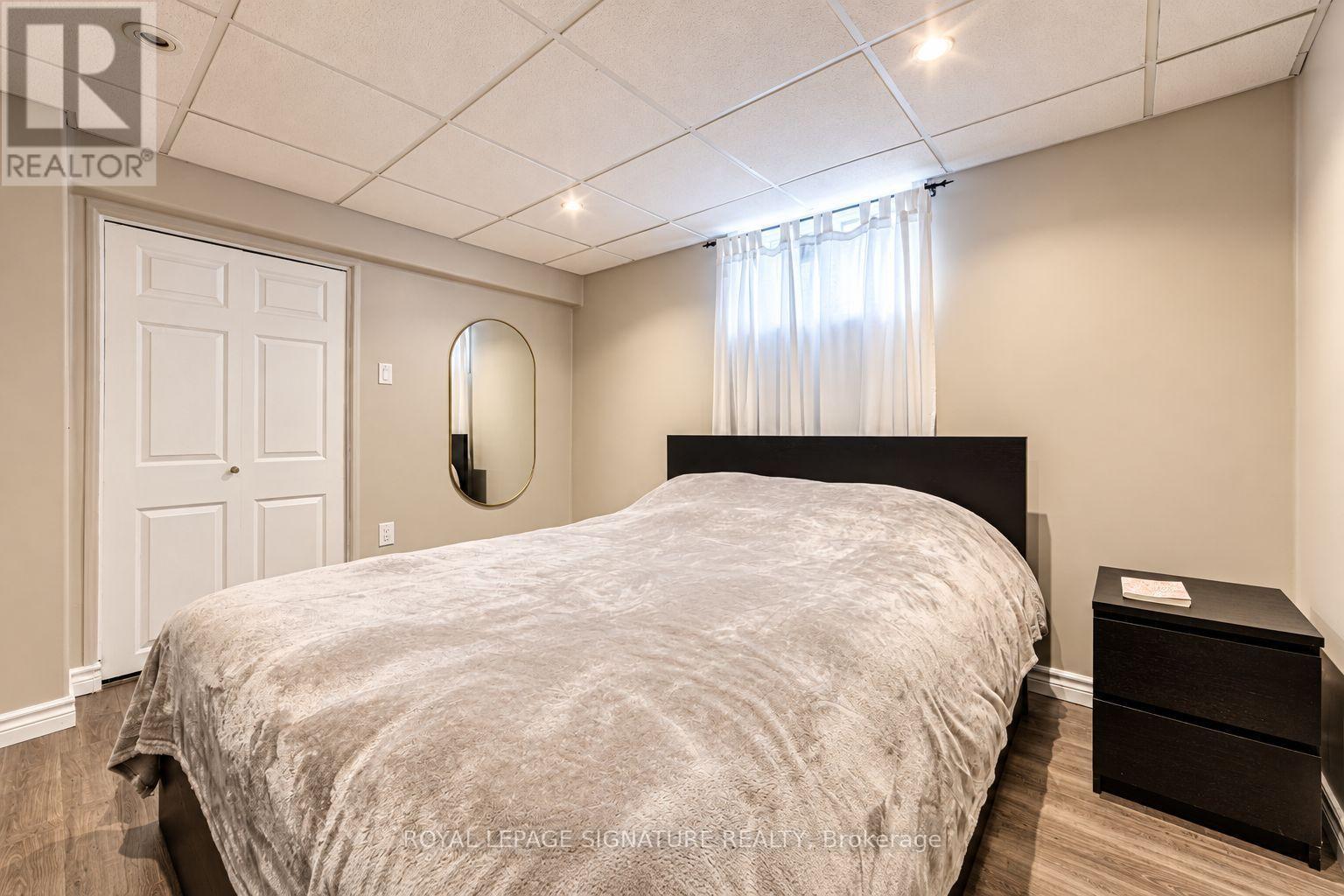 2344 Redfern Road, Burlington, Ontario  L7R 1X3 - Photo 32 - W14129864