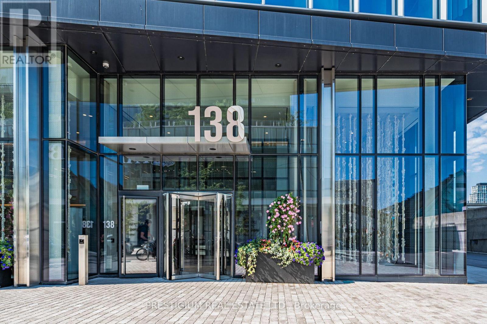 5105 - 138 Downes Street, Toronto, Ontario  M5E 0E4 - Photo 2 - C14129906