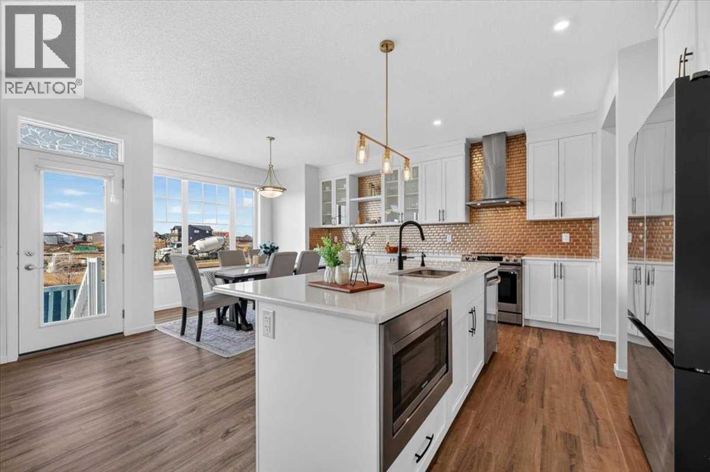 144 Carringham Way NW