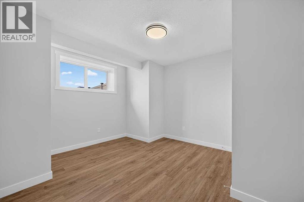 144 Carringham Way NW