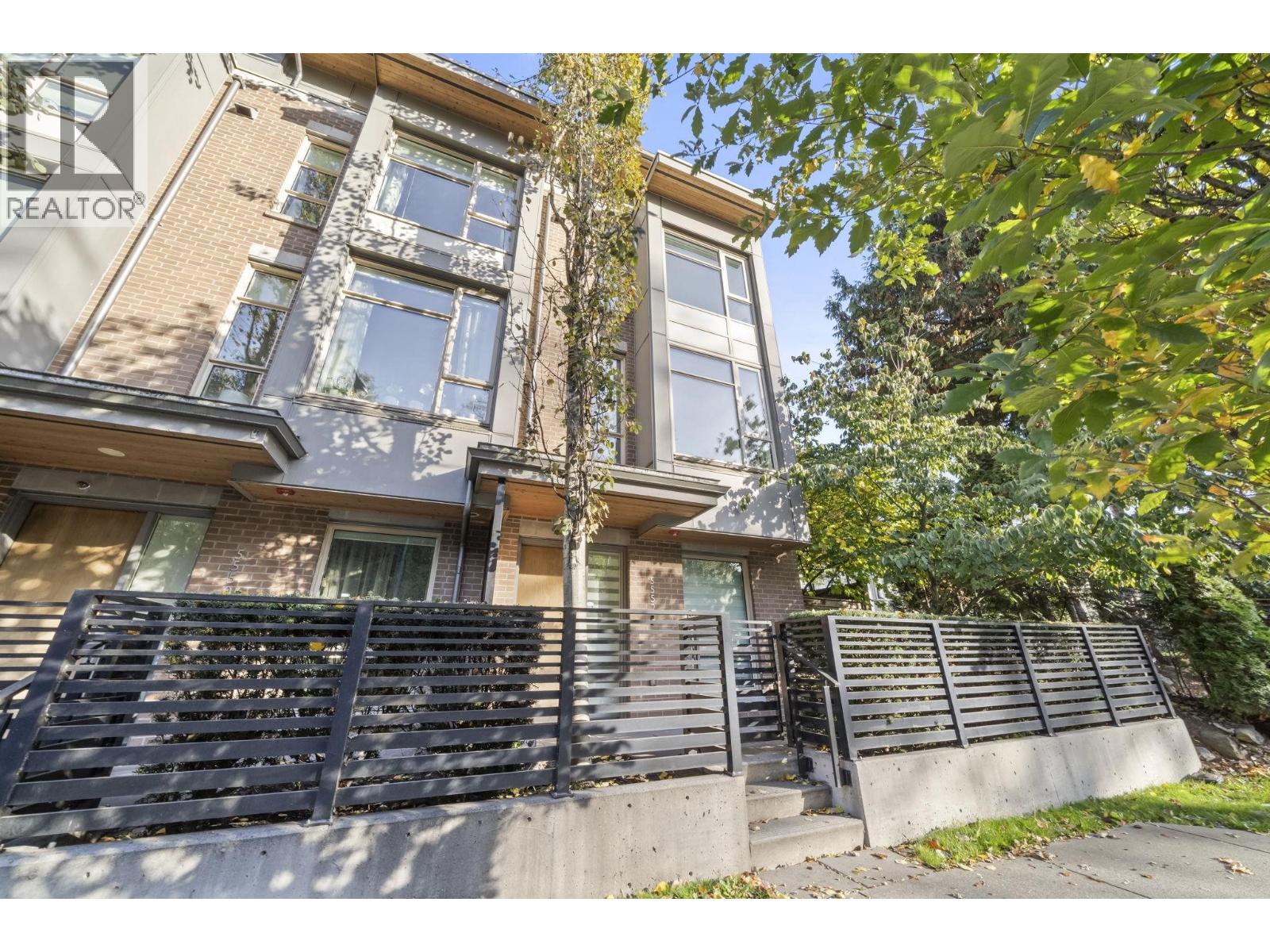 5552 Oak Street, Vancouver, British Columbia  V6M 2V6 - Photo 2 - R3179642