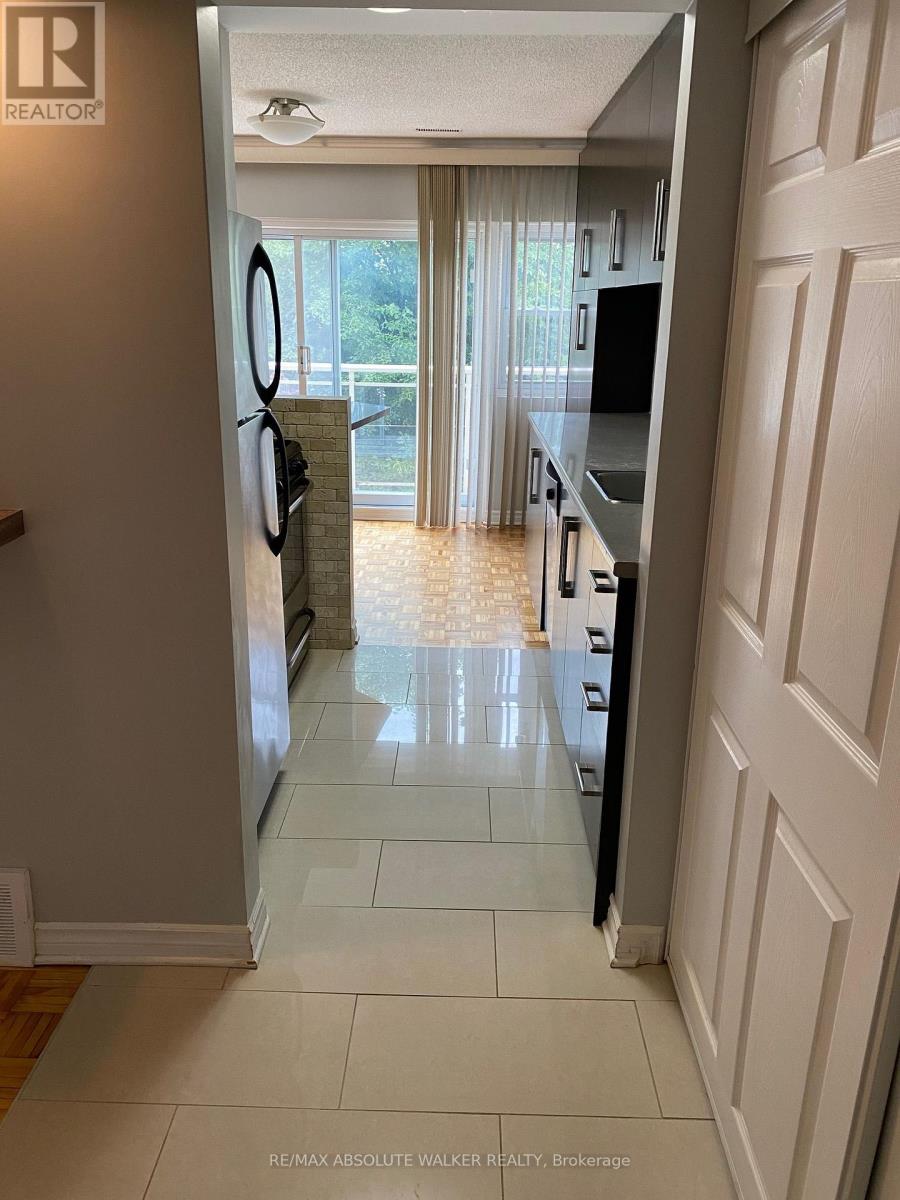 202 - 12 Corkstown Road, Ottawa, Ontario  K2H 5B3 - Photo 2 - X14129946