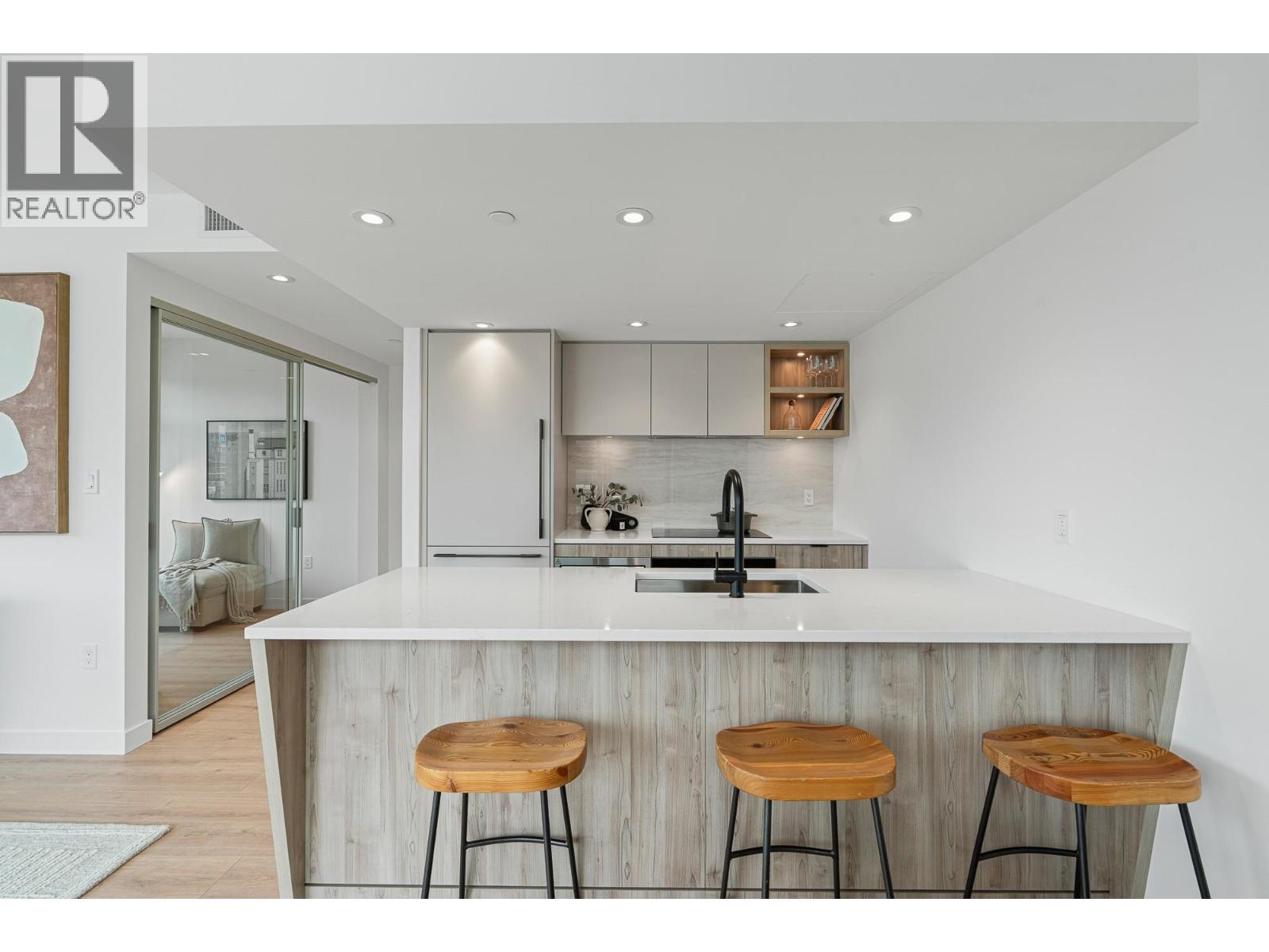70* 755 HARBOURSIDE DRIVE