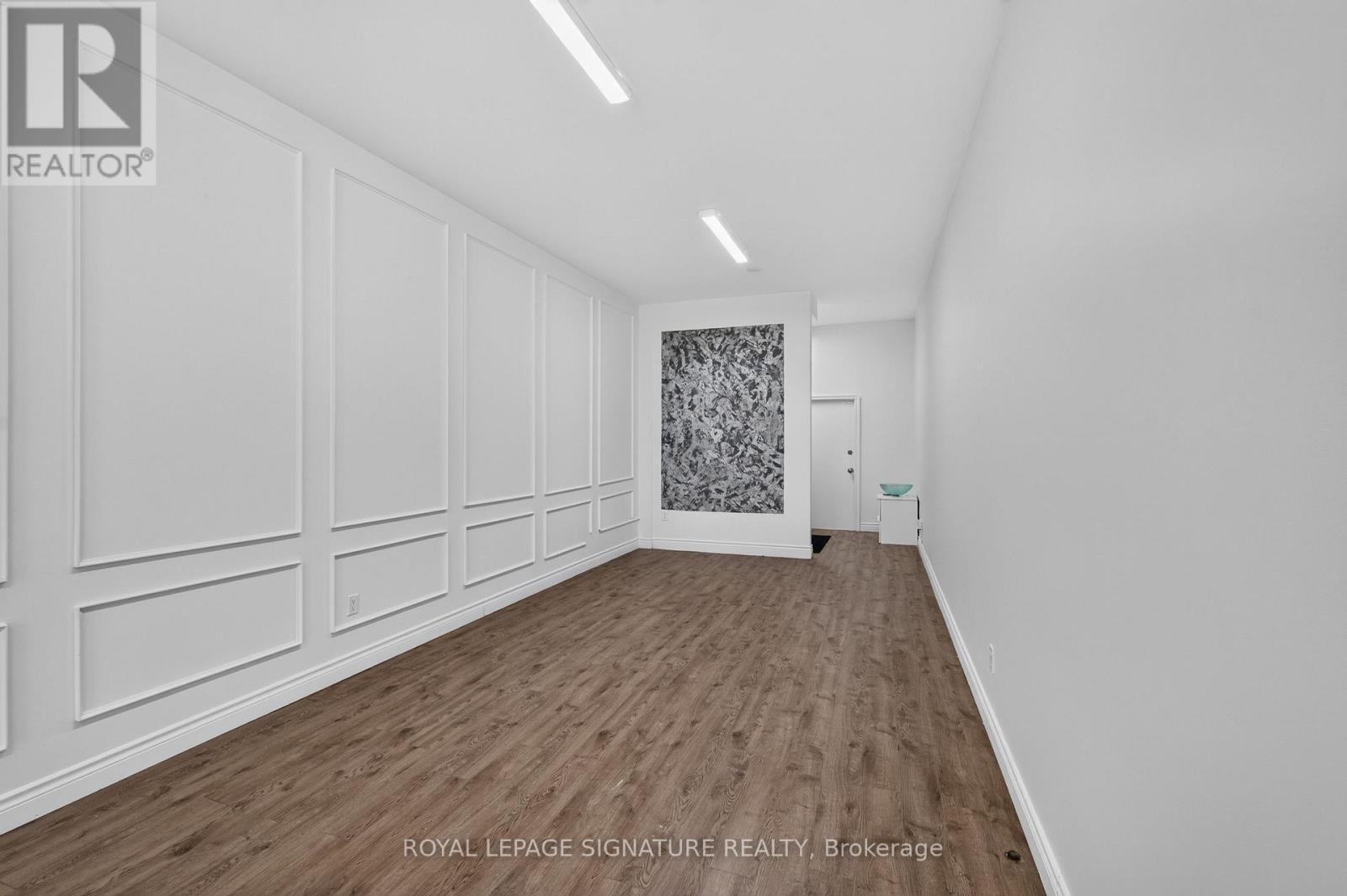 Main Floor - 1138 Eglinton Avenue, Toronto, Ontario  M6C 2E2 - Photo 7 - C14129914