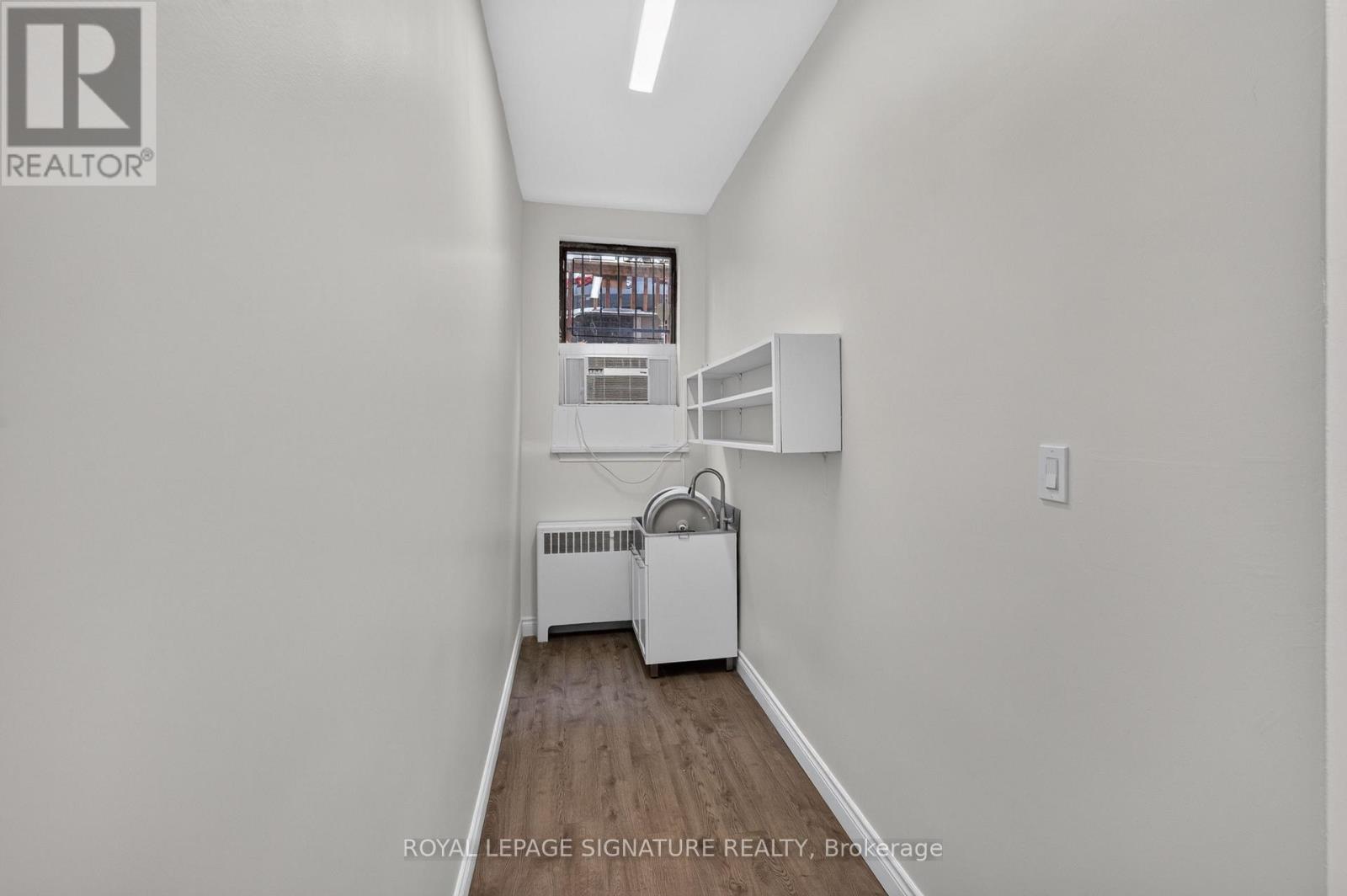 Main Floor - 1138 Eglinton Avenue, Toronto, Ontario  M6C 2E2 - Photo 9 - C14129914