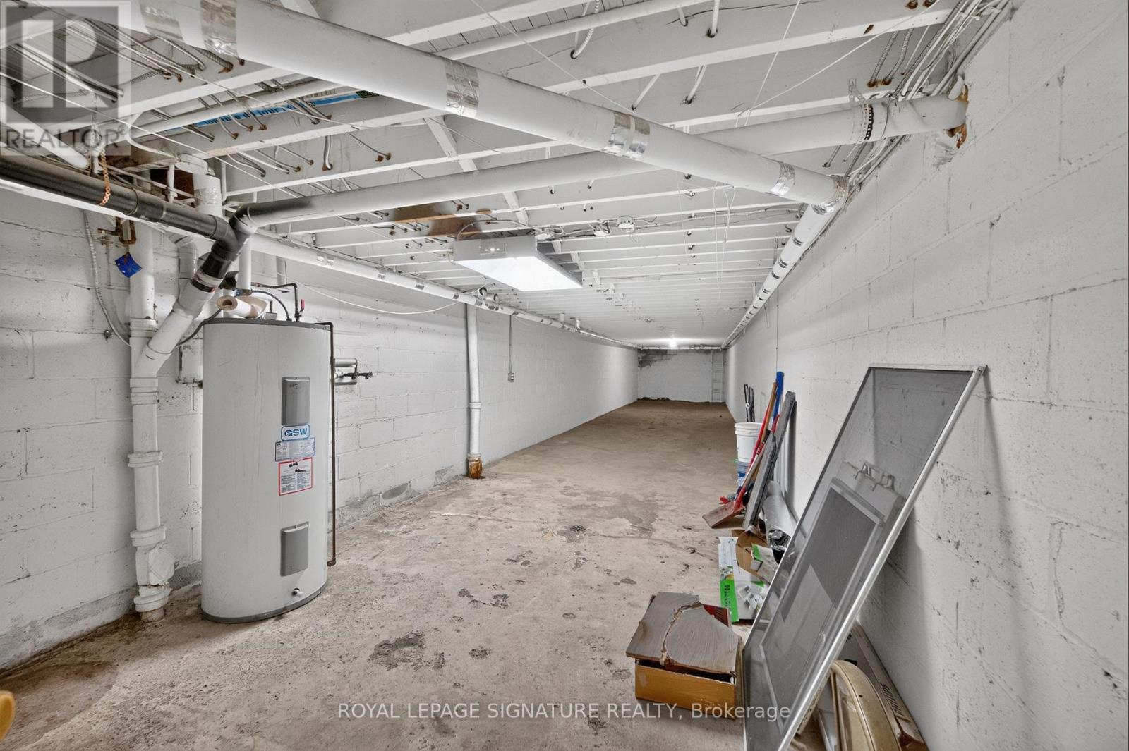 Main Floor - 1136 Eglinton Avenue W, Toronto, Ontario  M6C 2E2 - Photo 14 - C14129920