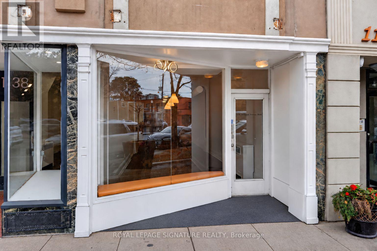 Main Floor - 1136 Eglinton Avenue W, Toronto, Ontario  M6C 2E2 - Photo 2 - C14129920