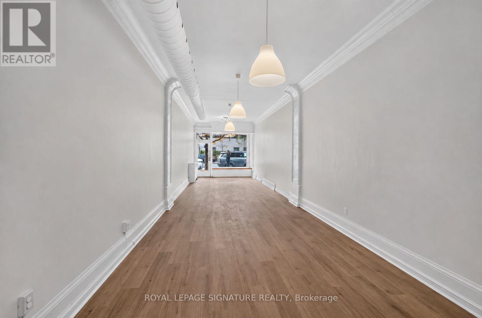 Main Floor - 1136 Eglinton Avenue W, Toronto, Ontario  M6C 2E2 - Photo 6 - C14129920