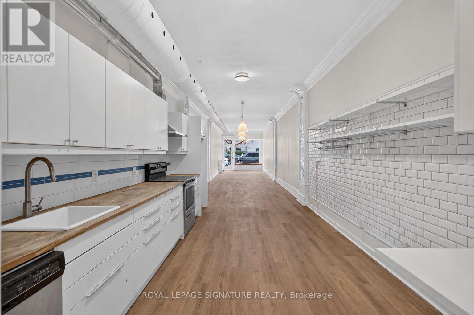 Main Floor - 1136 Eglinton Avenue W, Toronto, Ontario  M6C 2E2 - Photo 7 - C14129920