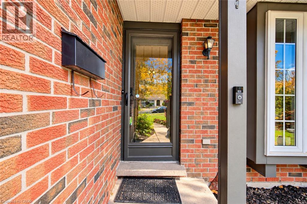 63 Winding Way, Kitchener, Ontario  N2N 1M4 - Photo 4 - 40871921