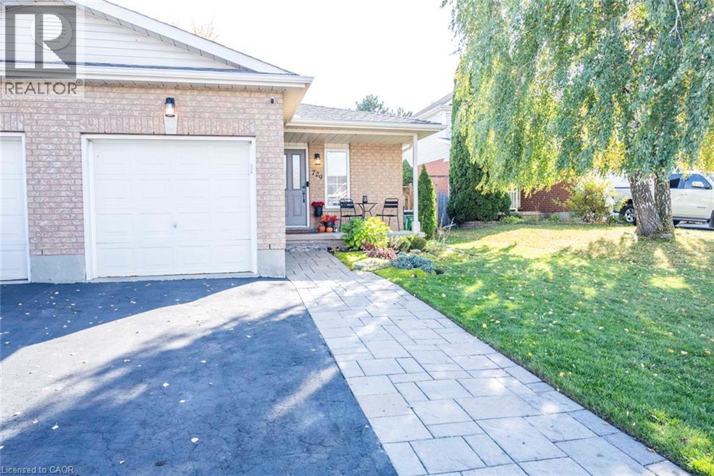 729 Fairway Court, Kitchener, Ontario  N2A 4B4 - Photo 1 - 40874208