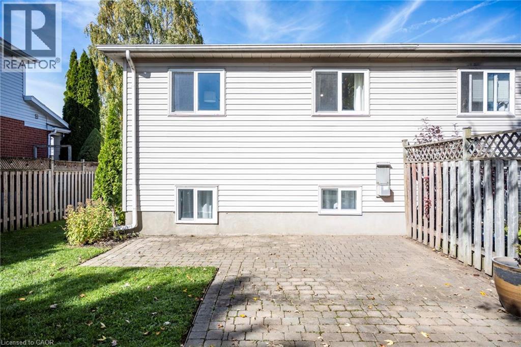 729 Fairway Court, Kitchener, Ontario  N2A 4B4 - Photo 36 - 40874208