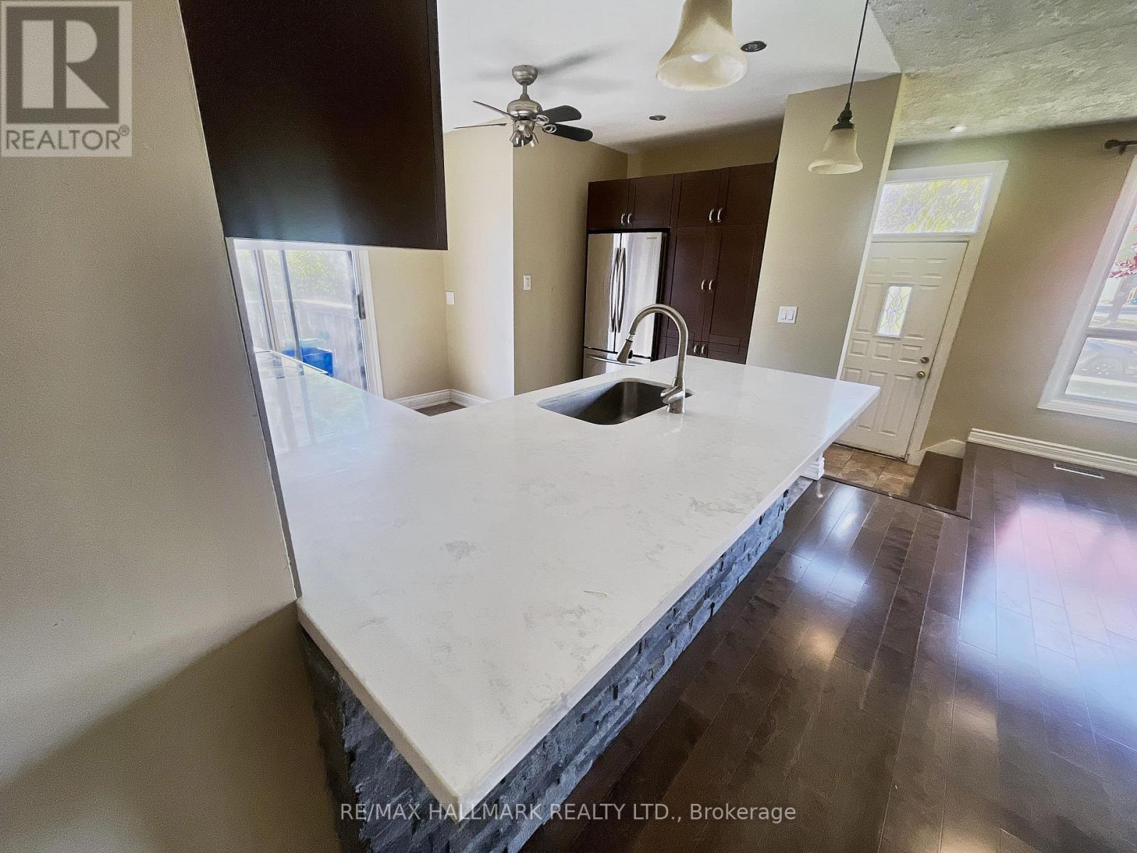 #upper - 94 Hurley Road, Ajax, Ontario  L1S 1N6 - Photo 21 - E13714700
