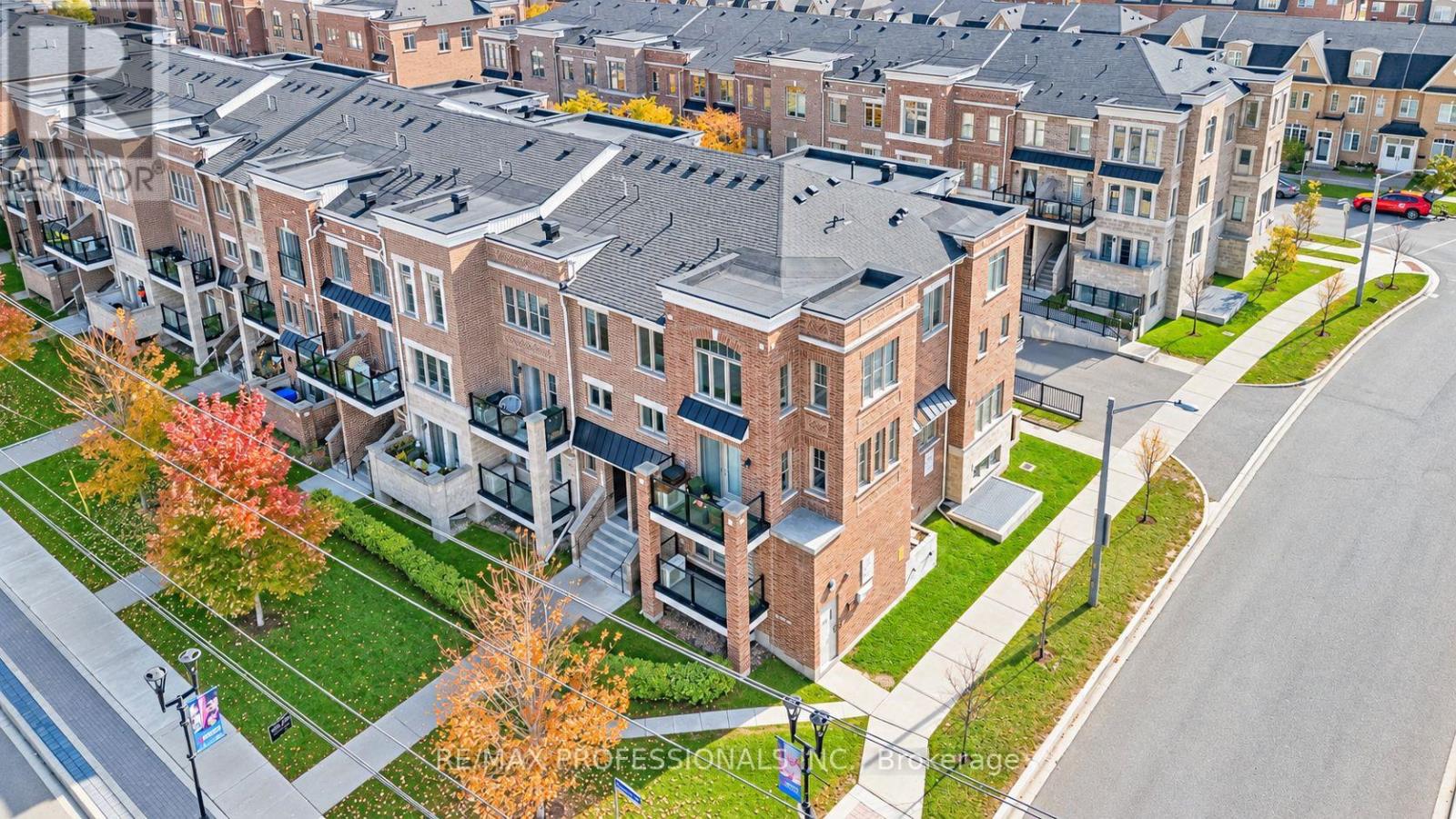 11 - 2335 Sheppard Avenue W, Toronto, Ontario  M9M 0E9 - Photo 1 - W14129938