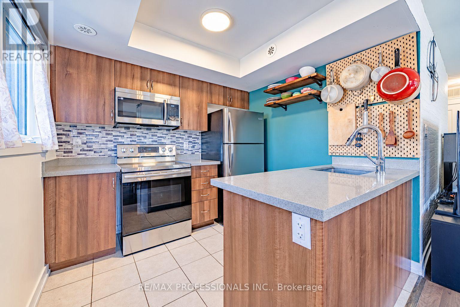 11 - 2335 Sheppard Avenue W, Toronto, Ontario  M9M 0E9 - Photo 12 - W14129938