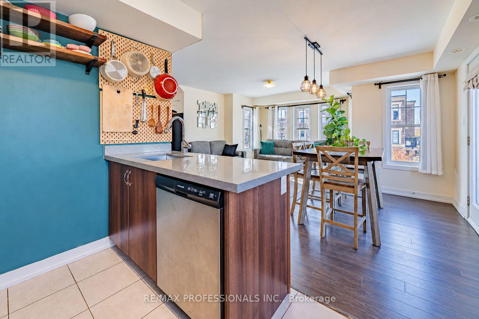 11 - 2335 Sheppard Avenue W, Toronto, Ontario  M9M 0E9 - Photo 14 - W14129938
