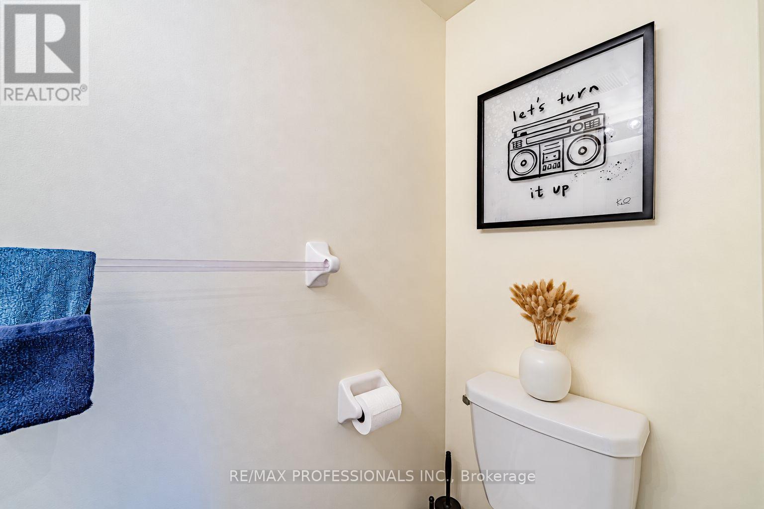 11 - 2335 Sheppard Avenue W, Toronto, Ontario  M9M 0E9 - Photo 16 - W14129938