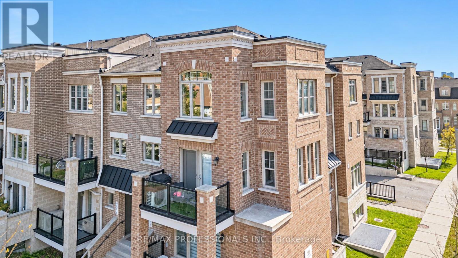 11 - 2335 Sheppard Avenue W, Toronto, Ontario  M9M 0E9 - Photo 2 - W14129938
