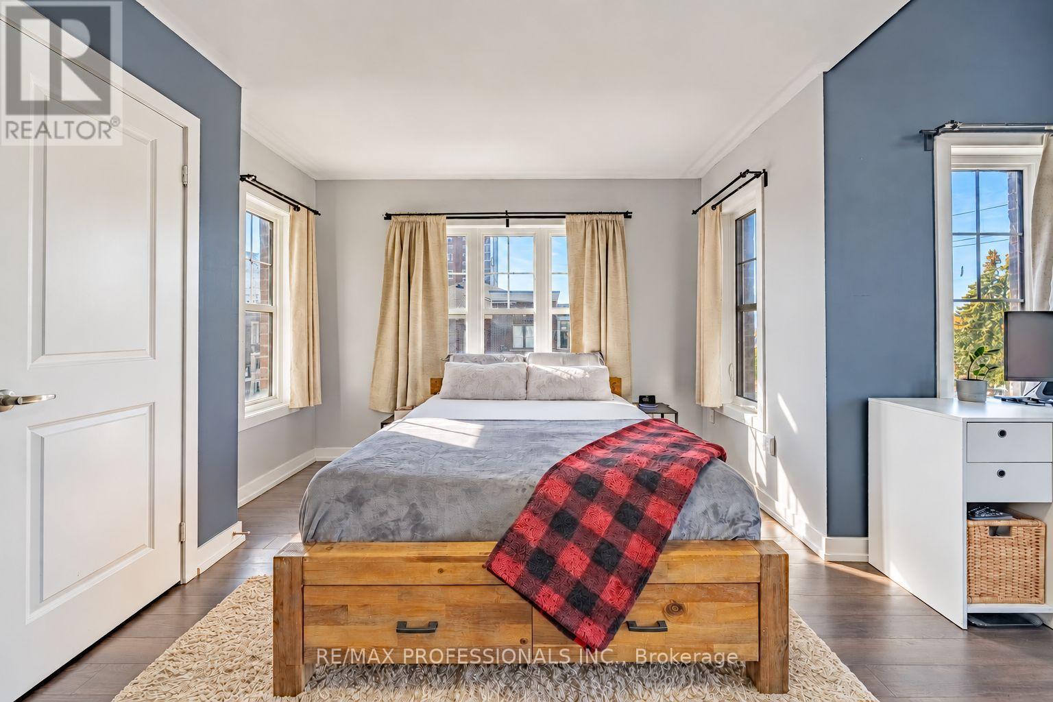 11 - 2335 Sheppard Avenue W, Toronto, Ontario  M9M 0E9 - Photo 23 - W14129938