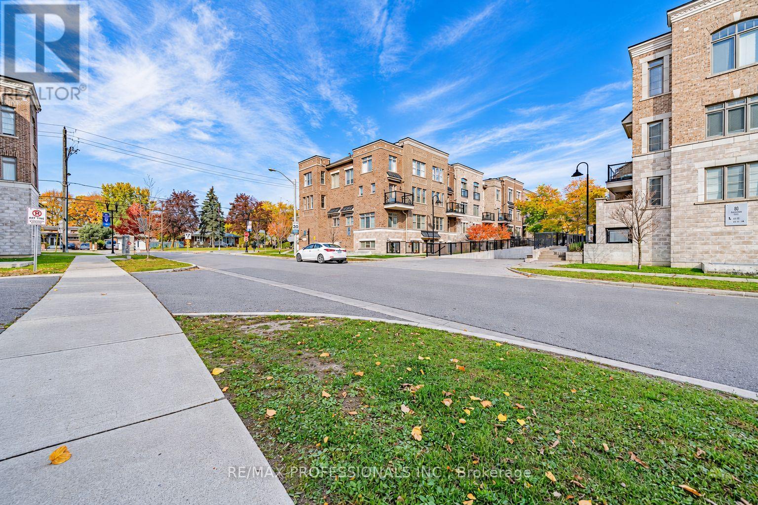 11 - 2335 Sheppard Avenue W, Toronto, Ontario  M9M 0E9 - Photo 40 - W14129938