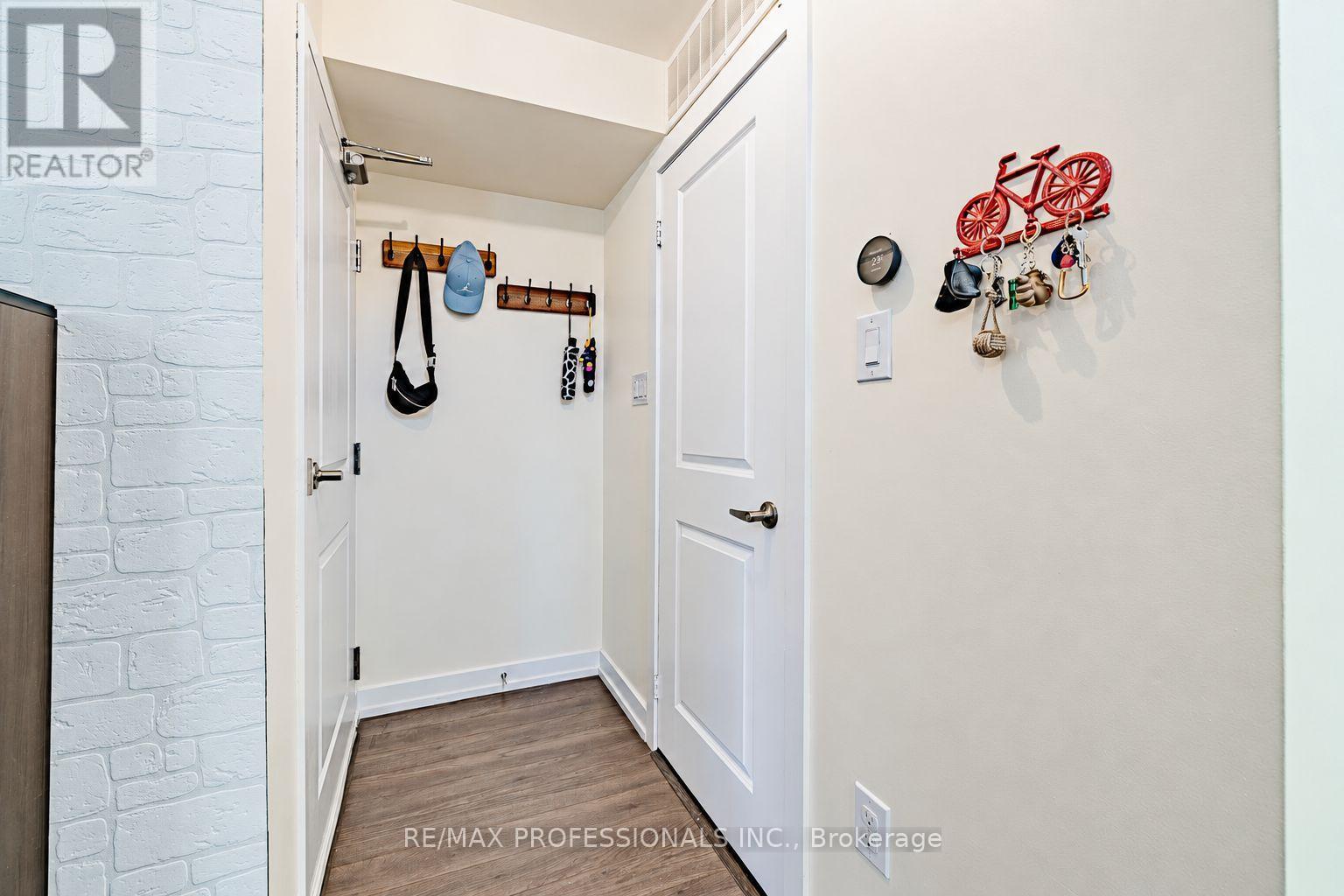 11 - 2335 Sheppard Avenue W, Toronto, Ontario  M9M 0E9 - Photo 7 - W14129938