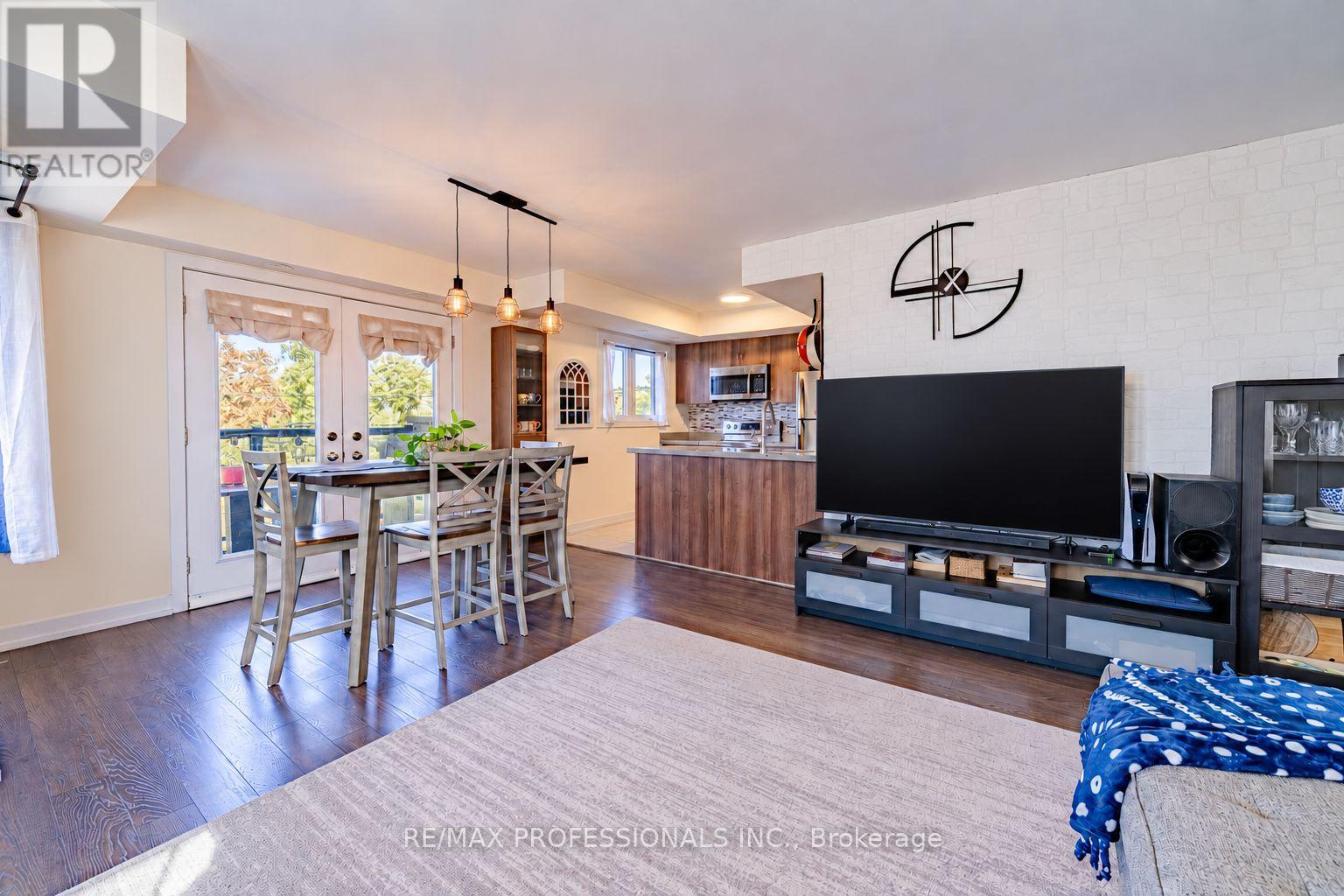 11 - 2335 Sheppard Avenue W, Toronto, Ontario  M9M 0E9 - Photo 9 - W14129938