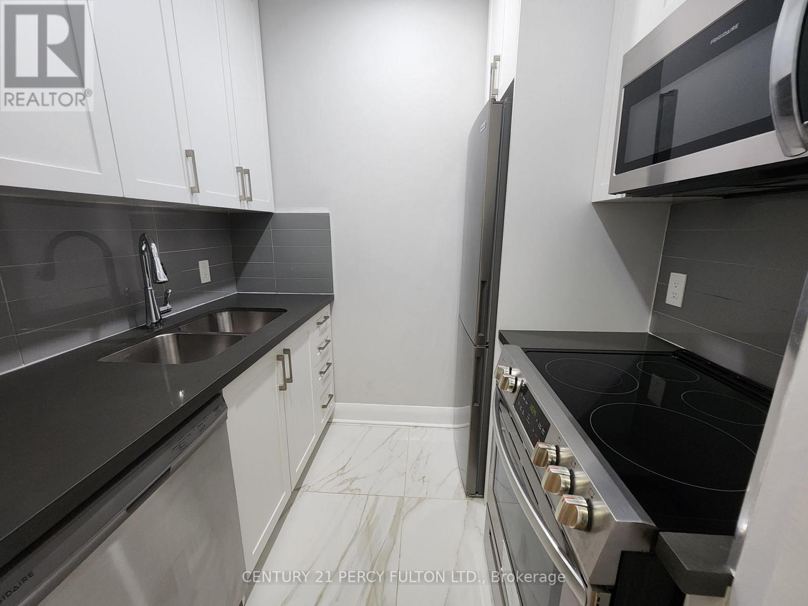 102 - 837 Roselawn Avenue, Toronto, Ontario  M6B 1B5 - Photo 6 - W14129960