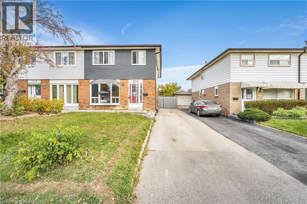 3313 Acala Crescent, Mississauga, Ontario  L5A 3E4 - Photo 1 - 40868625
