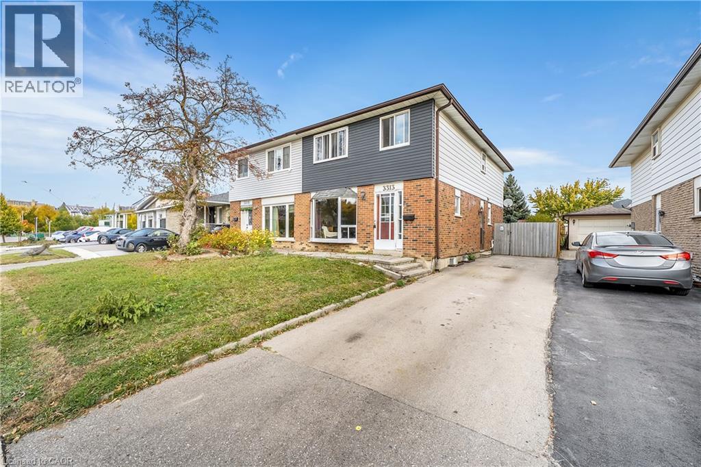 3313 Acala Crescent, Mississauga, Ontario  L5A 3E4 - Photo 3 - 40868625