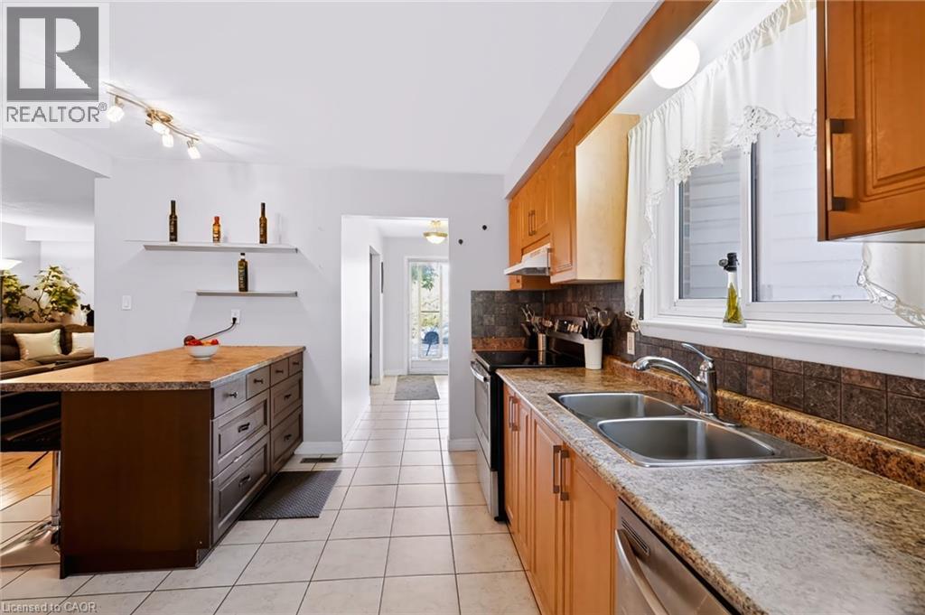 1334 Sycamore Drive, Burlington, Ontario  L7M 1H2 - Photo 13 - 40858663