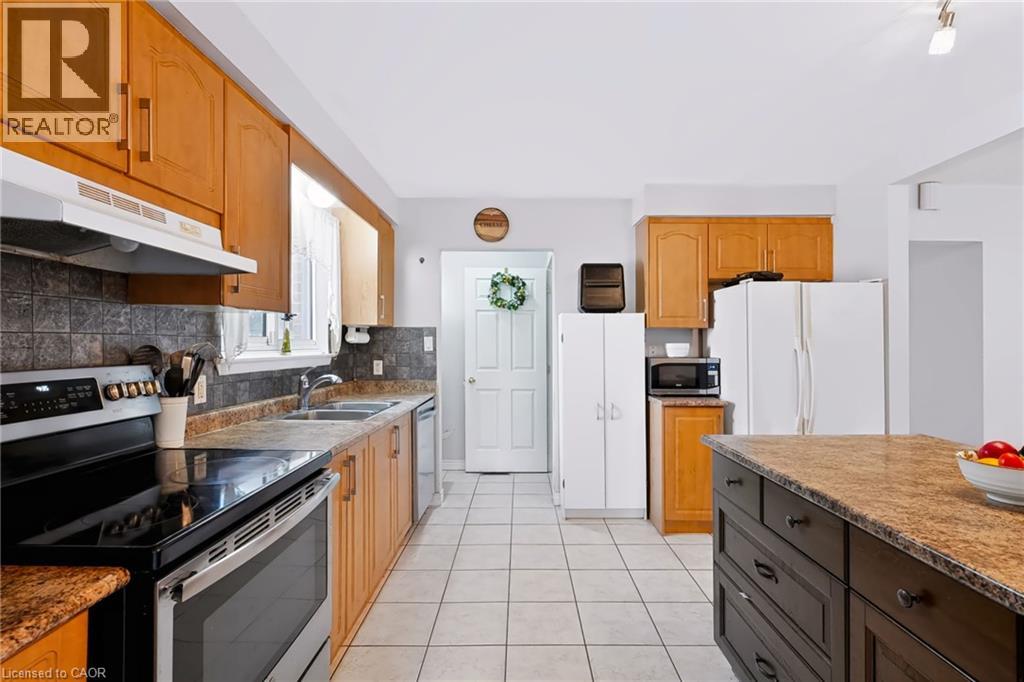 1334 Sycamore Drive, Burlington, Ontario  L7M 1H2 - Photo 14 - 40858663