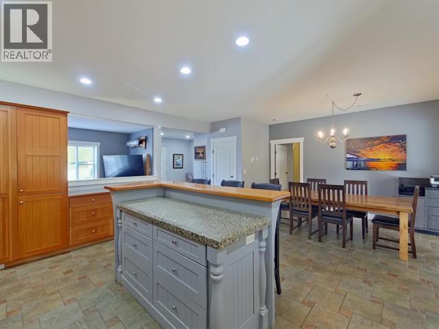 7254 Toba Street, Powell River, British Columbia  V8A 5M7 - Photo 12 - 20308