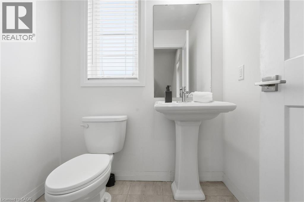 30 Times Square Boulevard Unit# 201, Stoney Creek, Ontario  L8J 0L8 - Photo 23 - 40875079