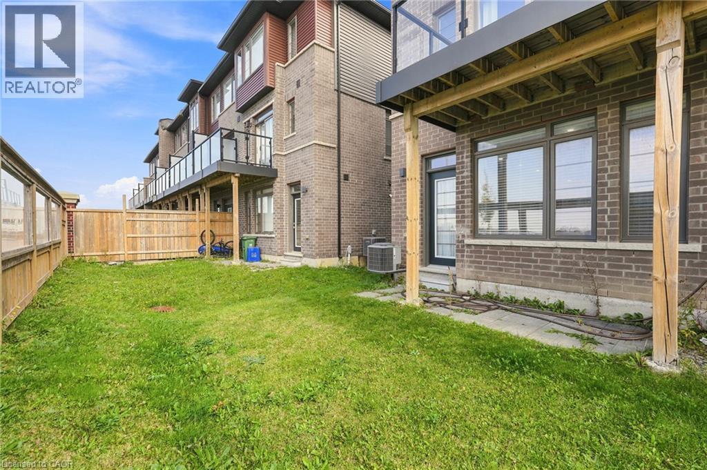 30 Times Square Boulevard Unit# 201, Stoney Creek, Ontario  L8J 0L8 - Photo 37 - 40875079