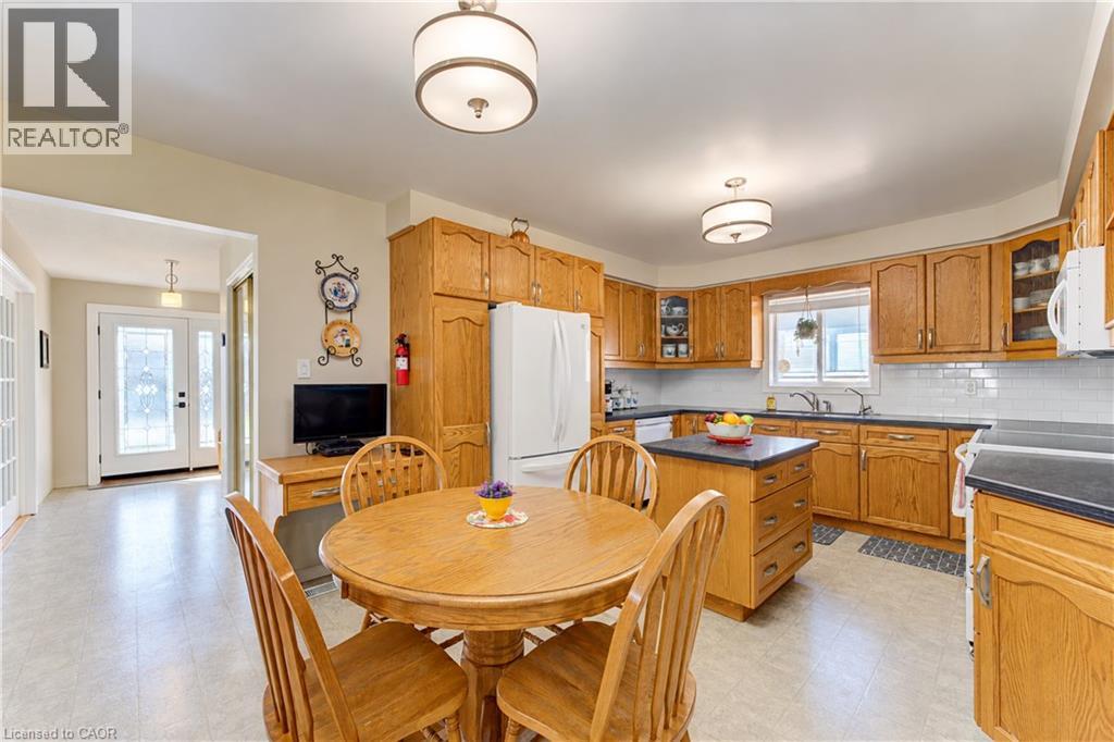 54 Wendy Court, Cambridge, Ontario  N1R 8A6 - Photo 11 - 40875063