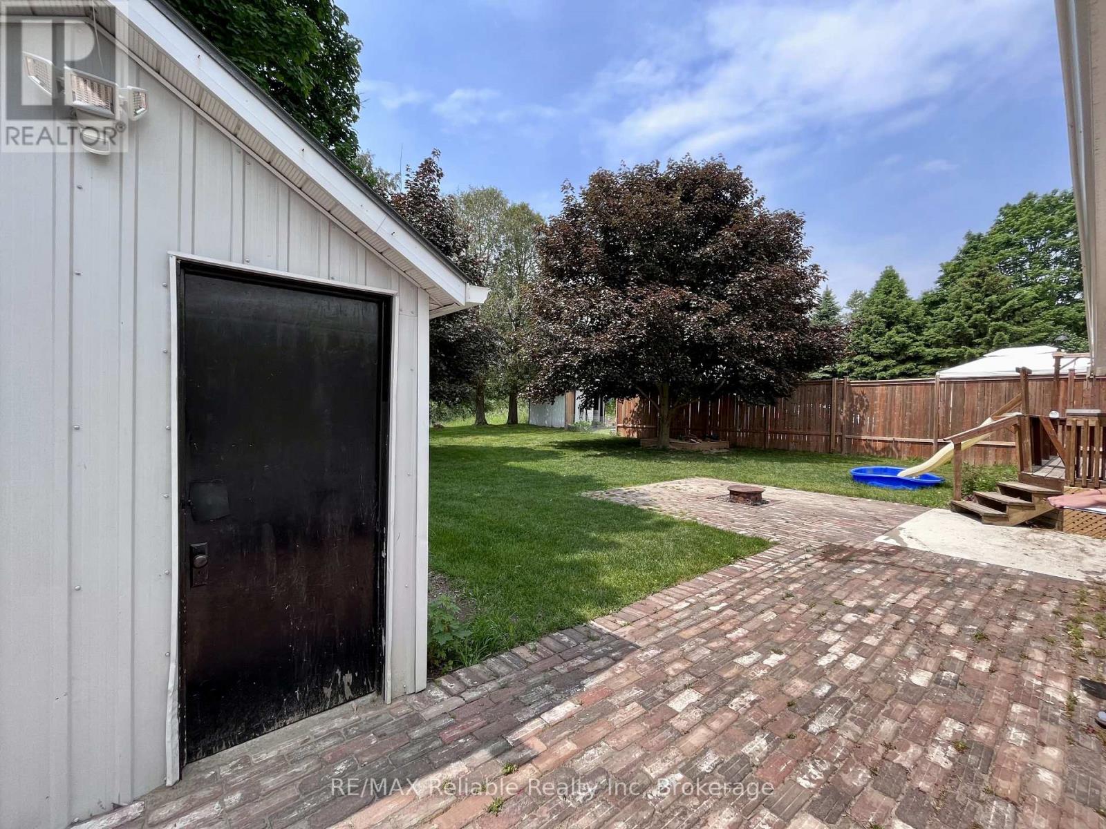 255 Hamilton Street, North Huron, Ontario  N0M 1H0 - Photo 42 - X14130092