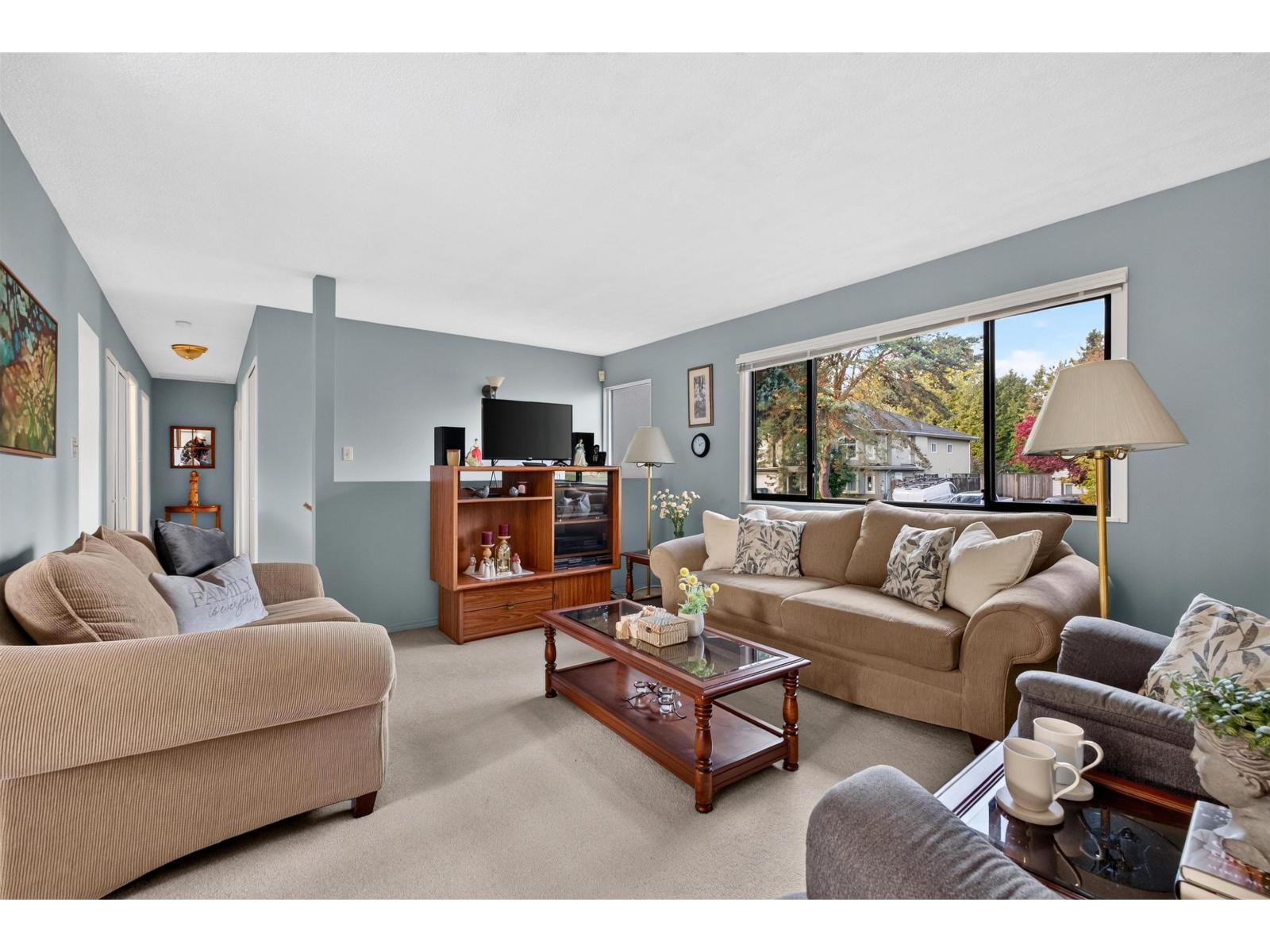 8746 MILTON DRIVE