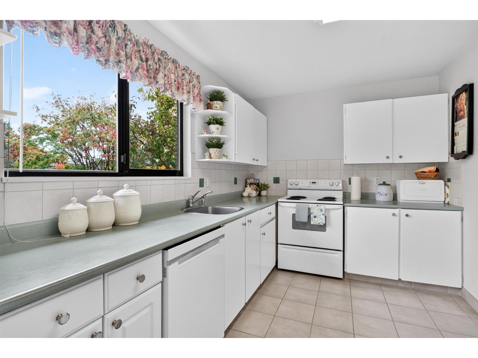 8746 MILTON DRIVE