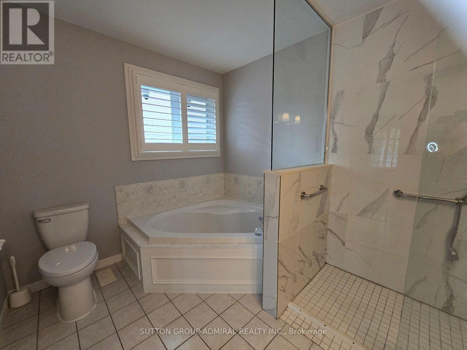 Main Flr - 195 Ryerson Crescent, Oshawa, Ontario L1G 8A8 - Photo 7 - E14129994