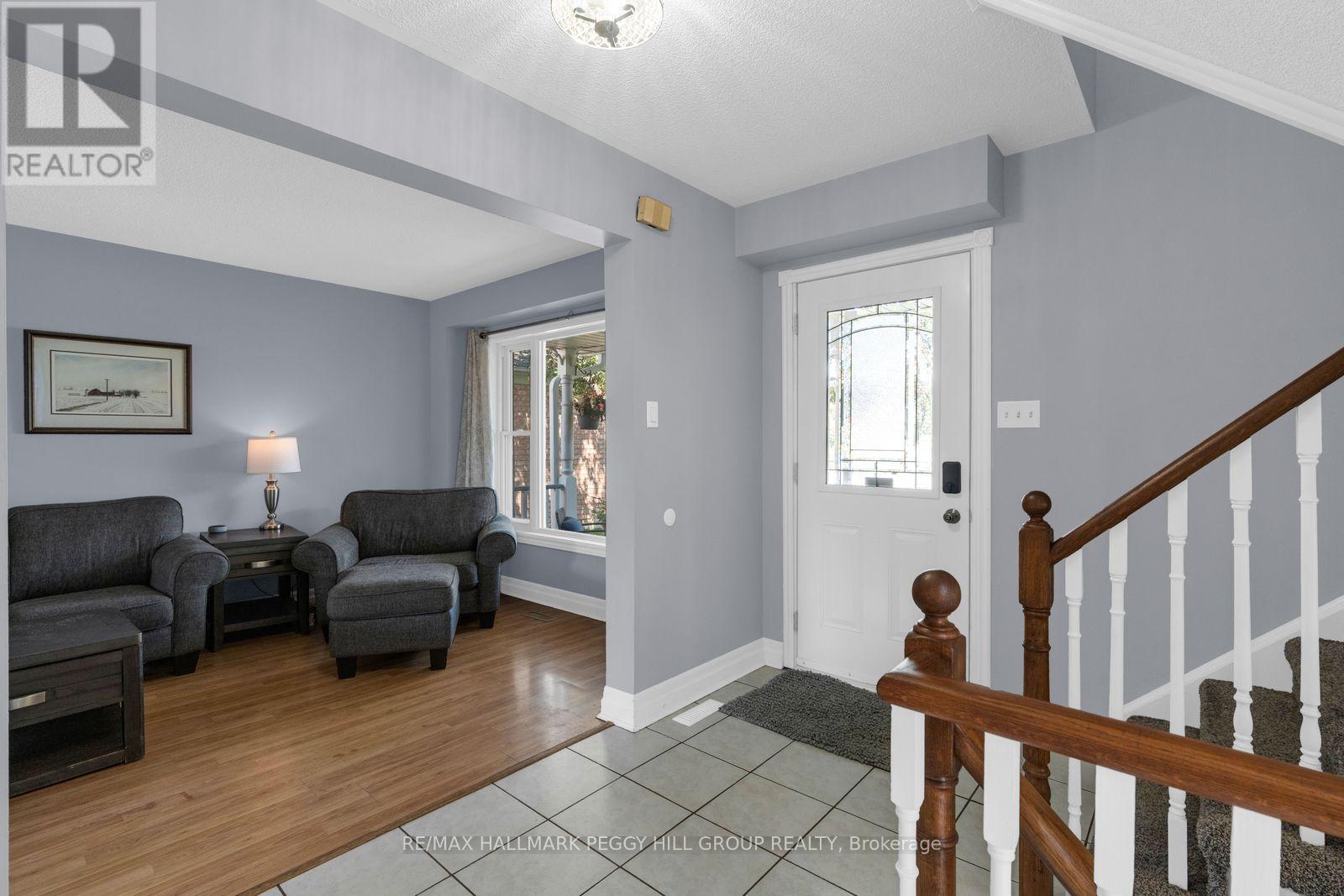14 Copeman Crescent, Barrie, Ontario L4N 8B5 - Photo 8 - S14130084